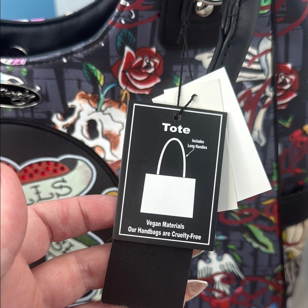 Ed Hardy Black and Red Shoulder Bag with Tattoo-Inspired Design - Picture 10 of 11